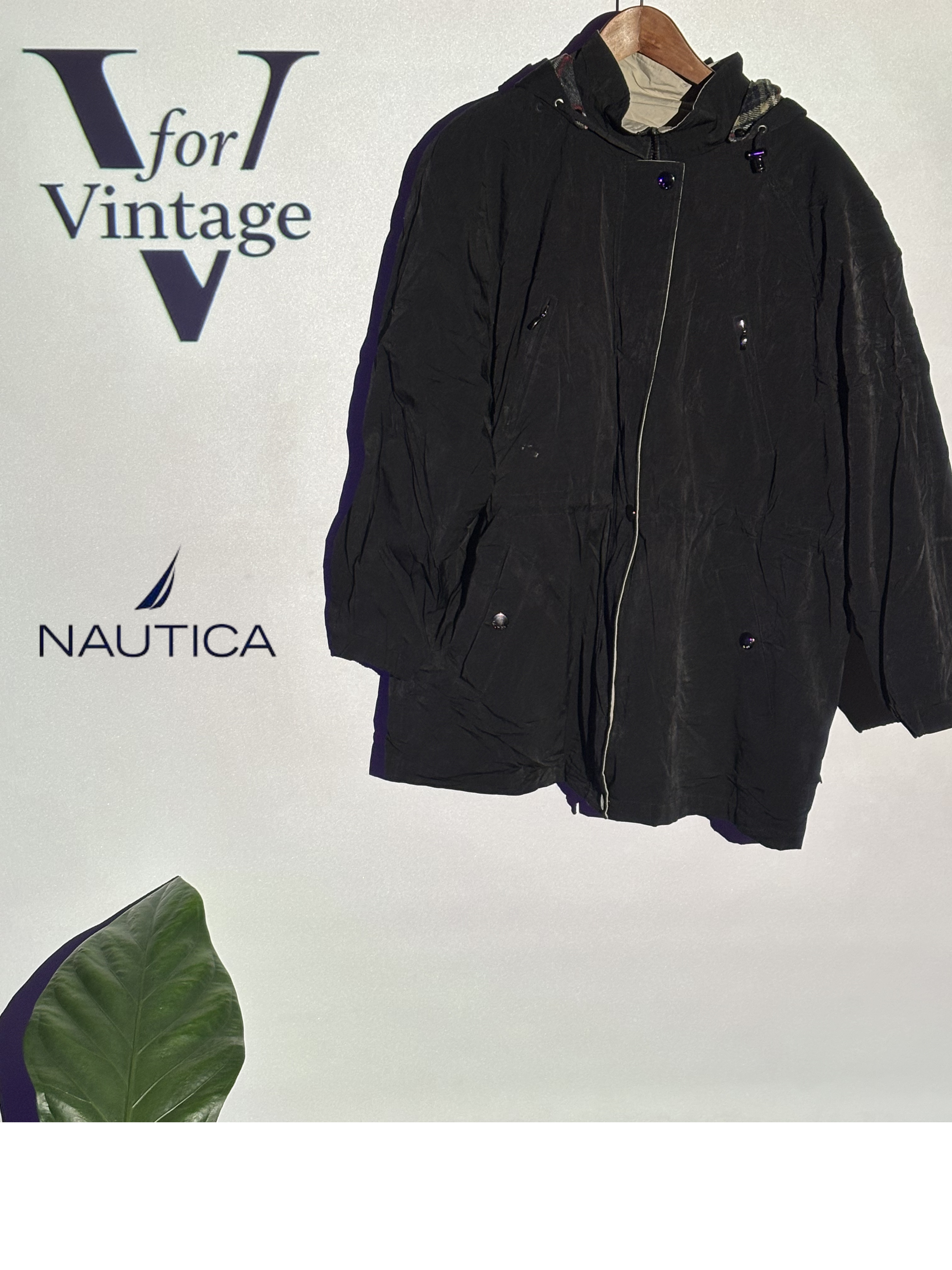 Nautica Hooded Jacket – Black – L – Second Hand