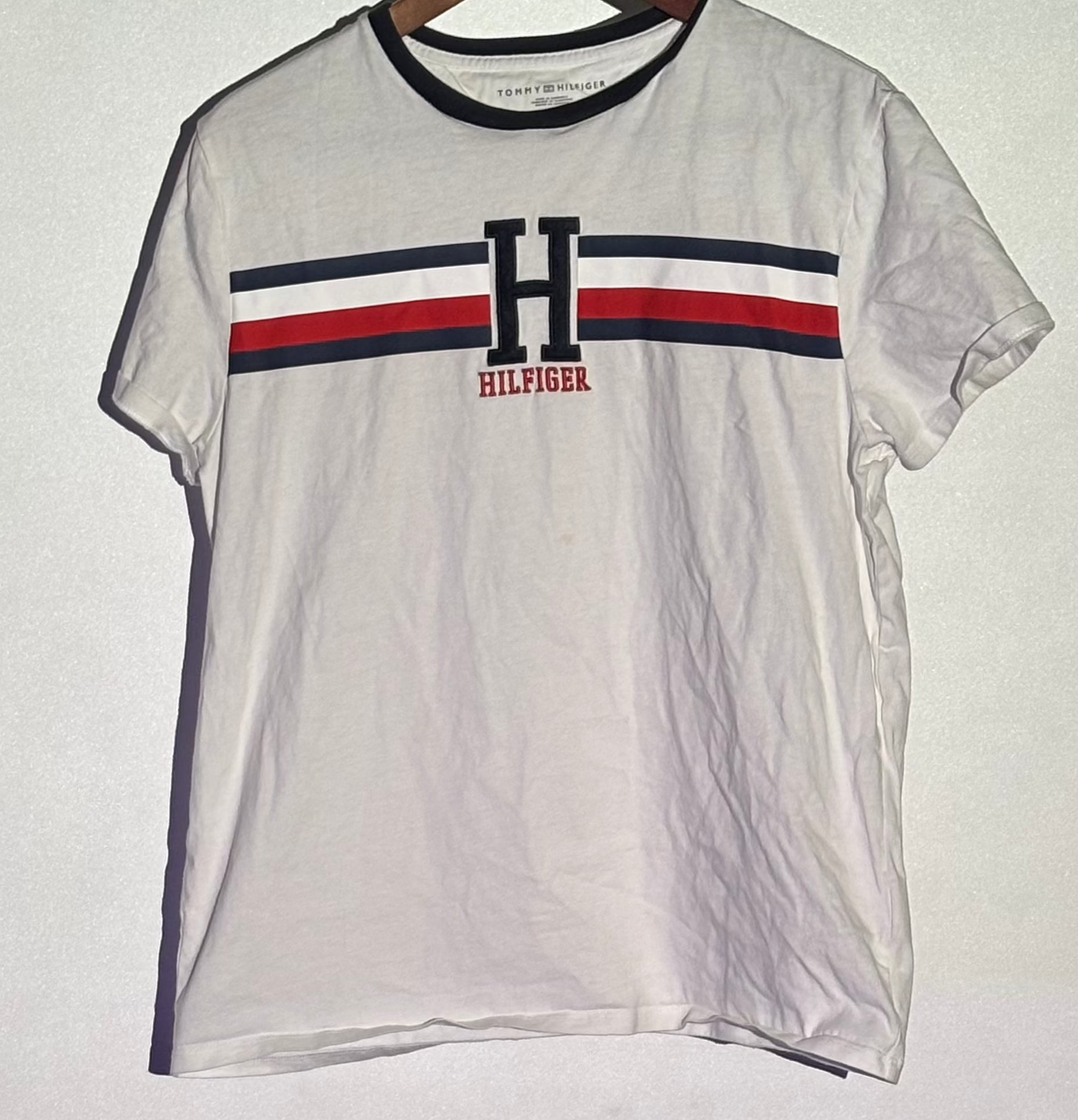 Tommy Hilfiger Graphic T-Shirt – White – M – Second Hand