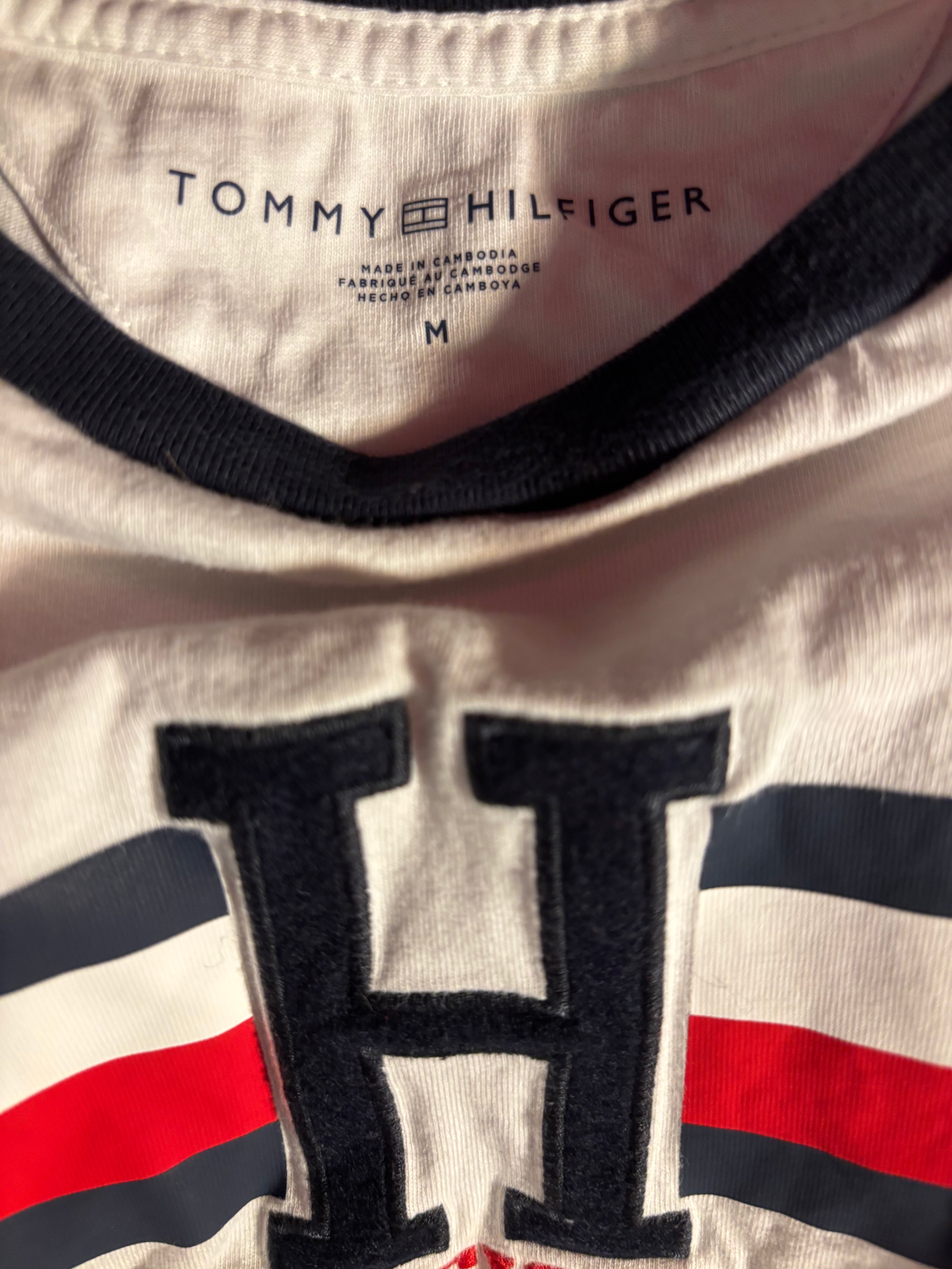 Tommy Hilfiger Graphic T-Shirt – White – M – Second Hand