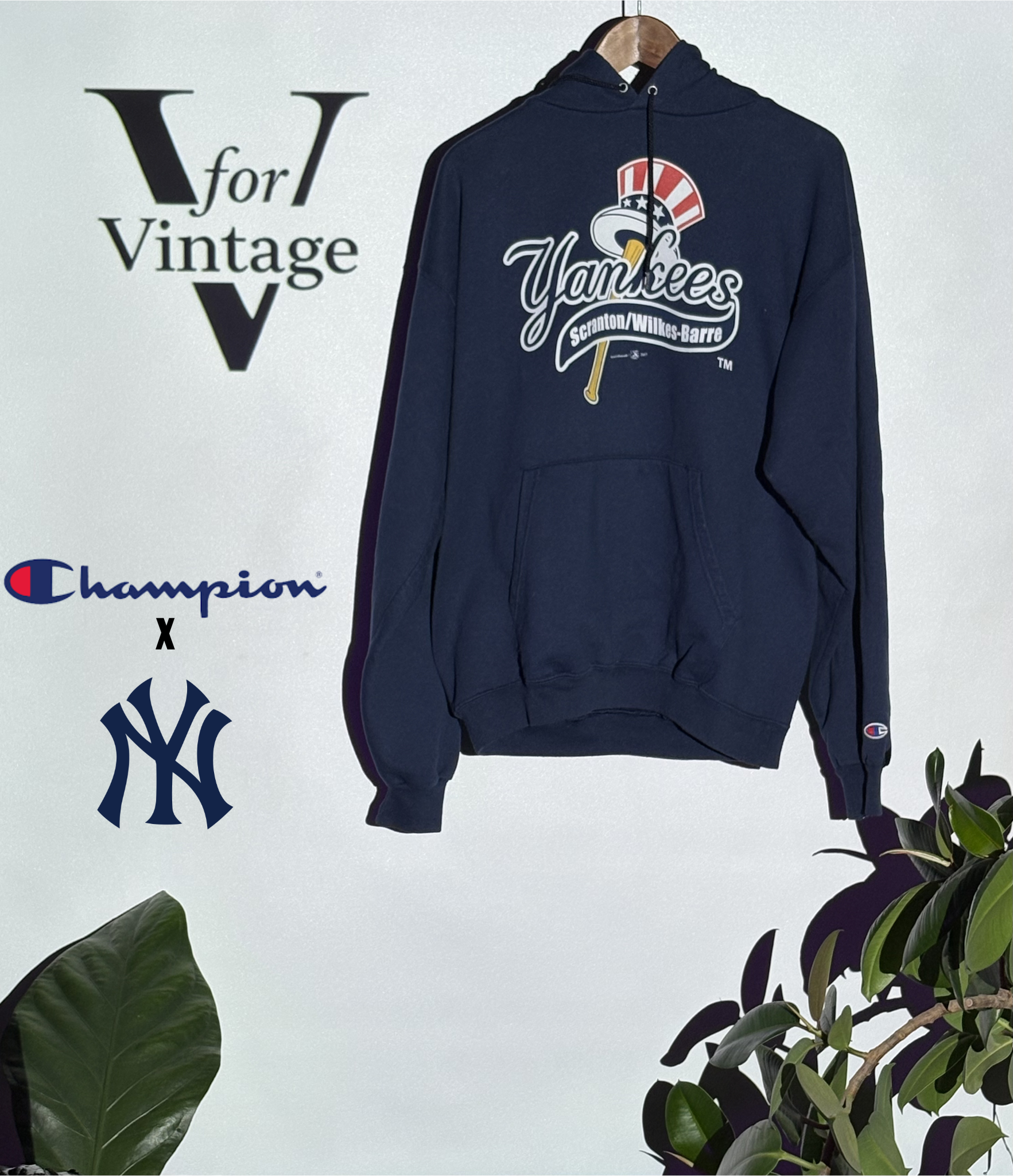 Champion x New York Yankees Sweatshirt – Vintage / Pre-Owned